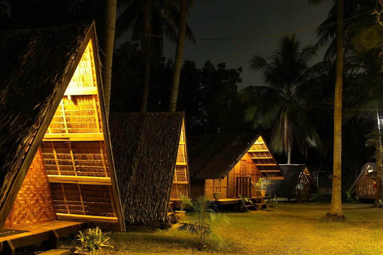 Archery-Asia Nipa Huts Moalboal Exteriör bild
